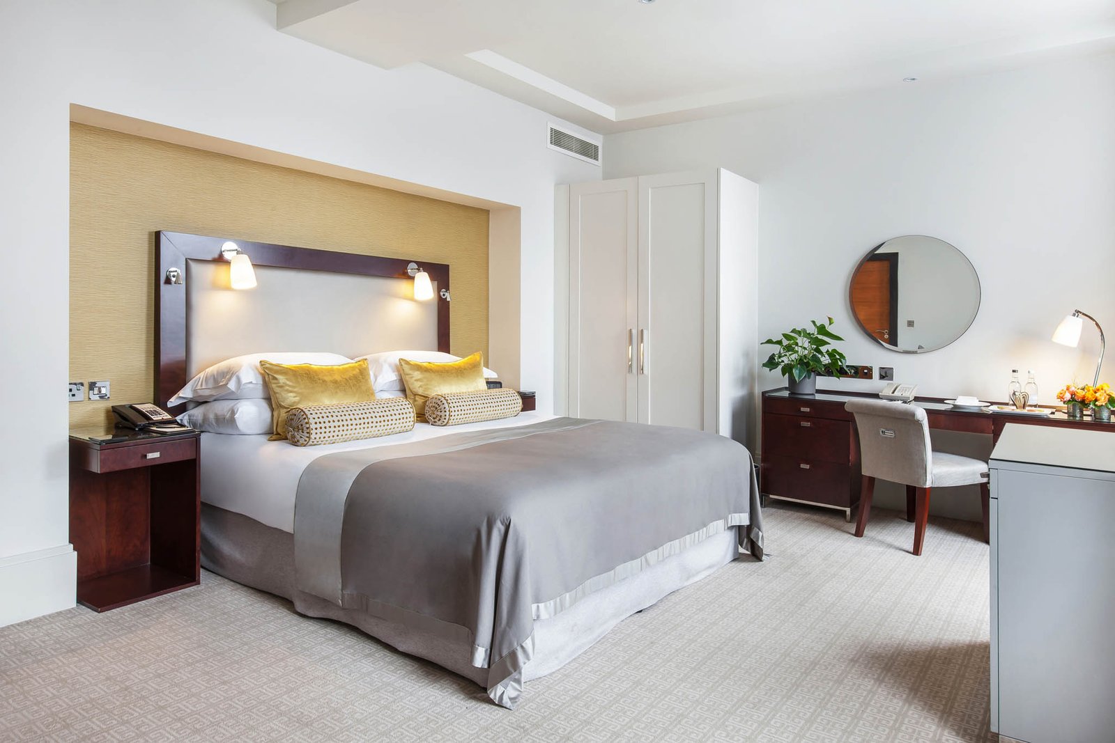 Taj 51 Buckingham Gate Suites and Residences — rooms