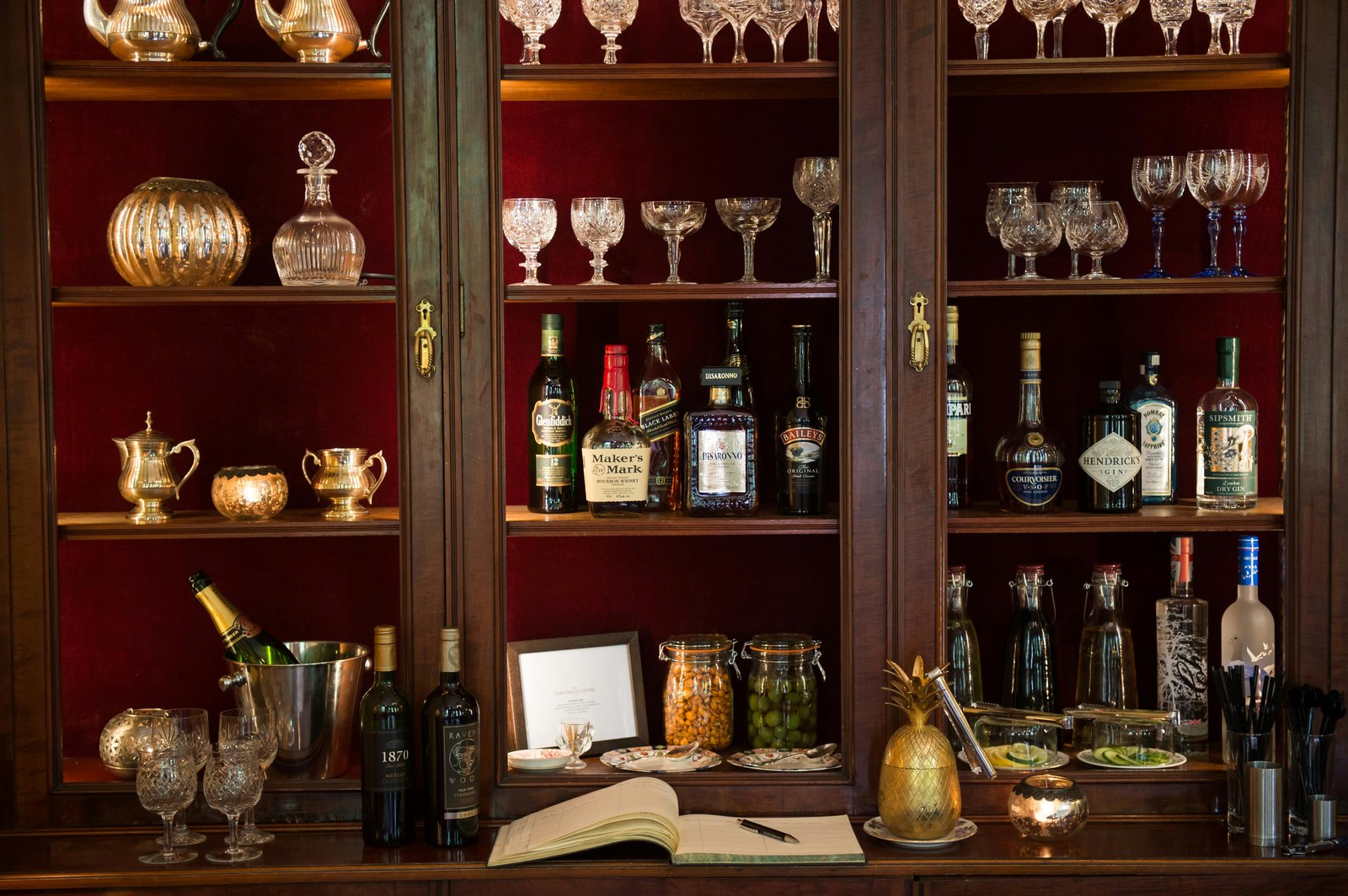 The Portobello Hotel, the sitting room