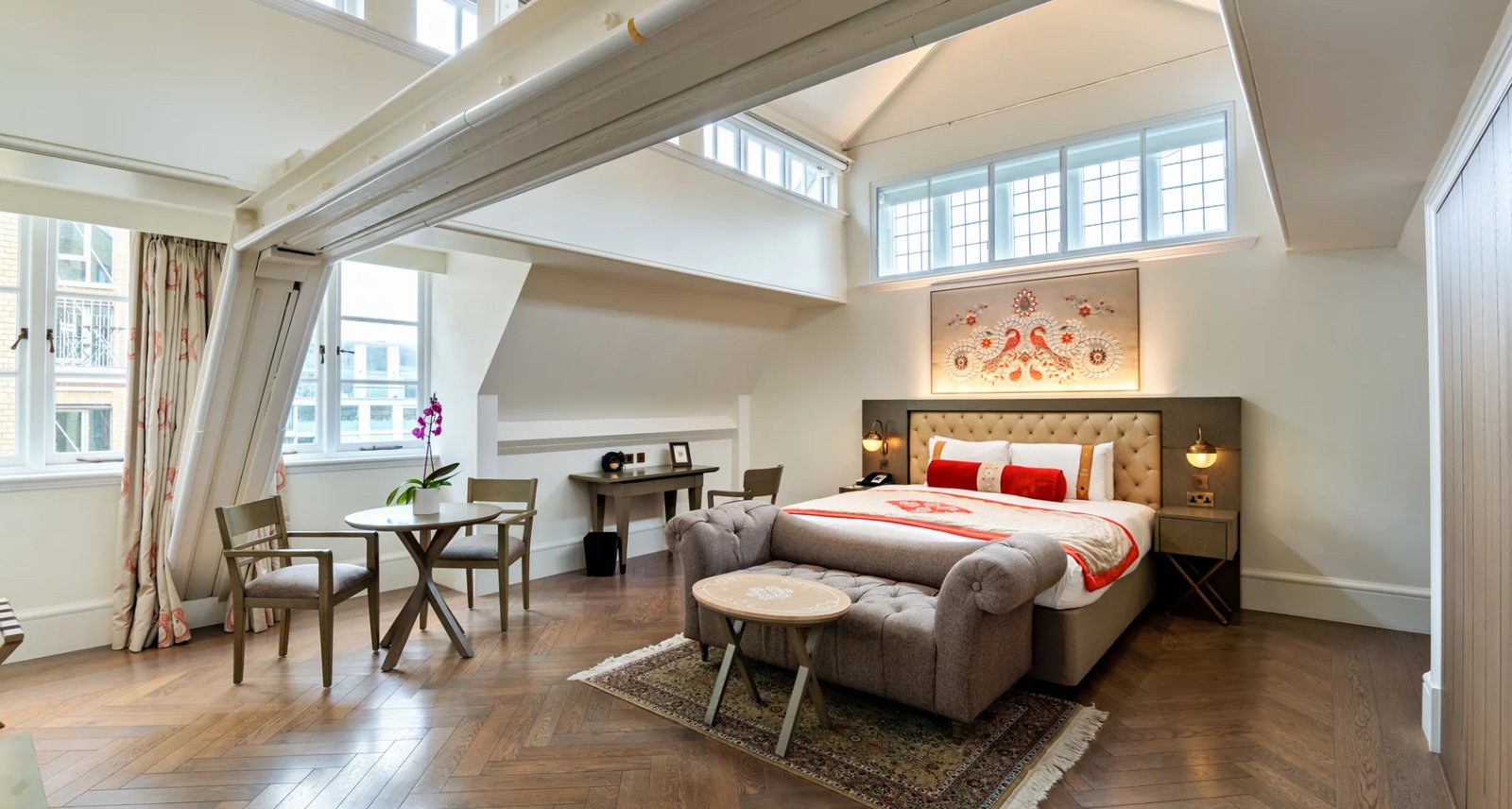 The Lalit London — rooms