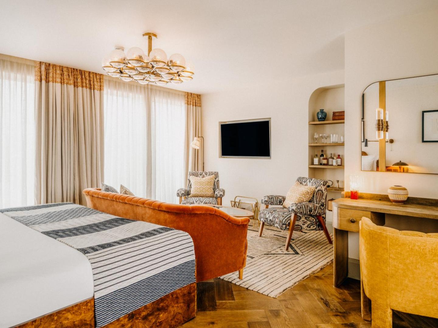 Redchurch Townhouse — rooms