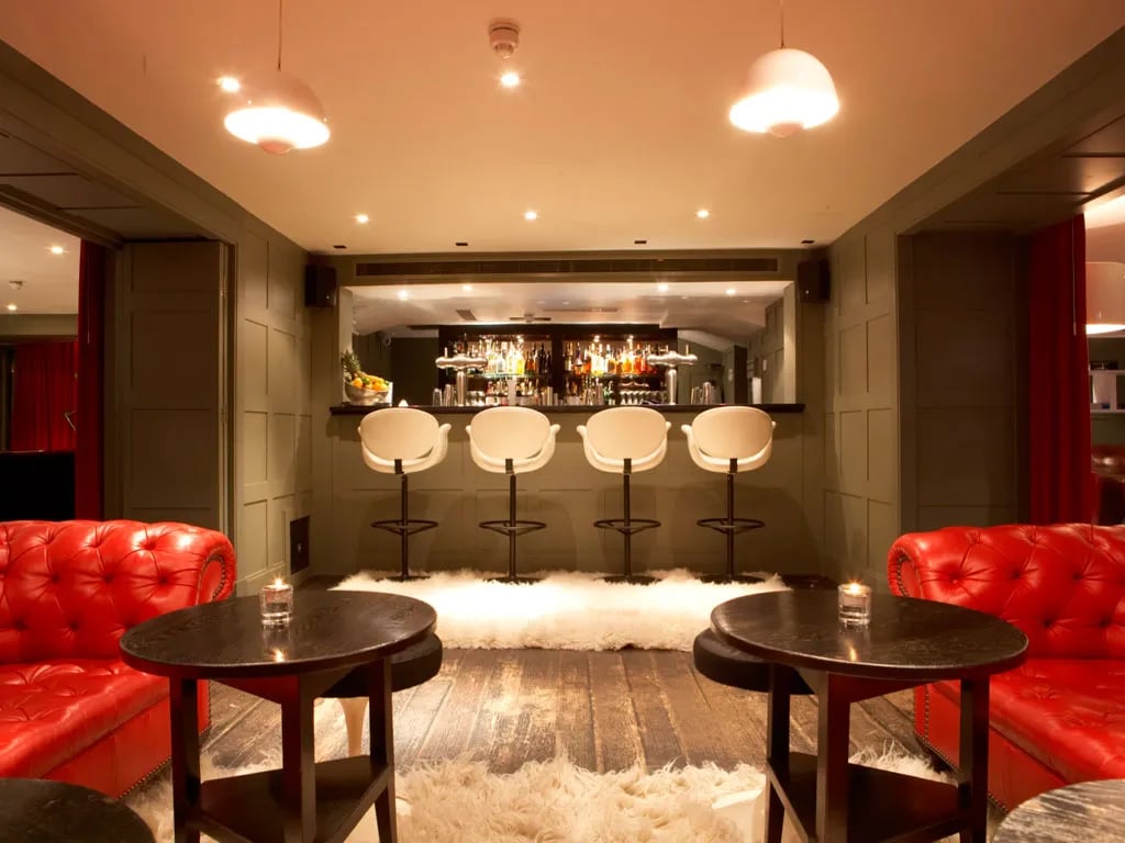 High Road House — eat & drink