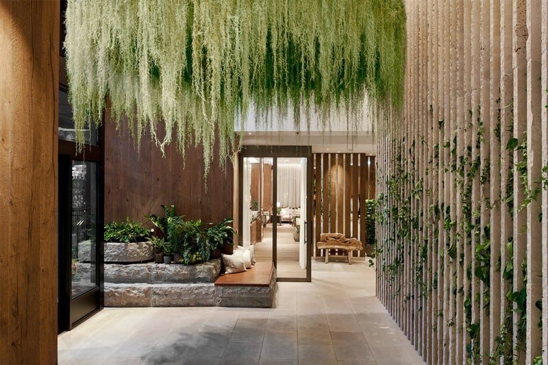 1 Hotel Mayfair — vibe