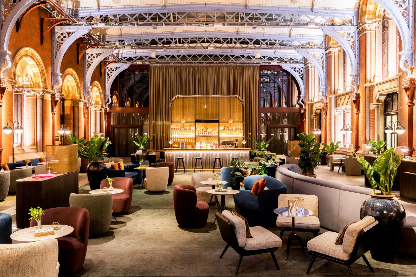 St Pancras London, Autograph Collection — eat & drink