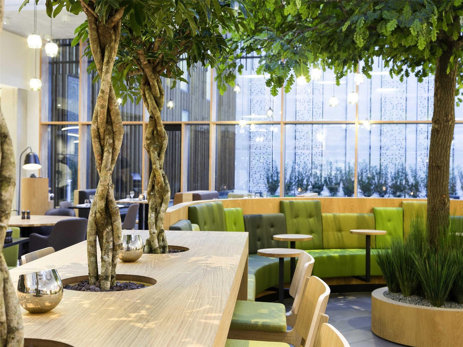 Faralda Crane Hotel — vibe