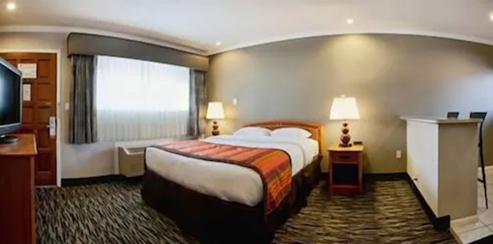Hotel Parmani — rooms