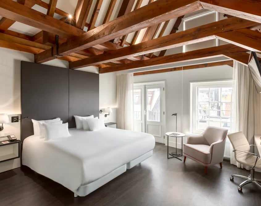 Hotel NH Collection Amsterdam Barbizon Palace — rooms