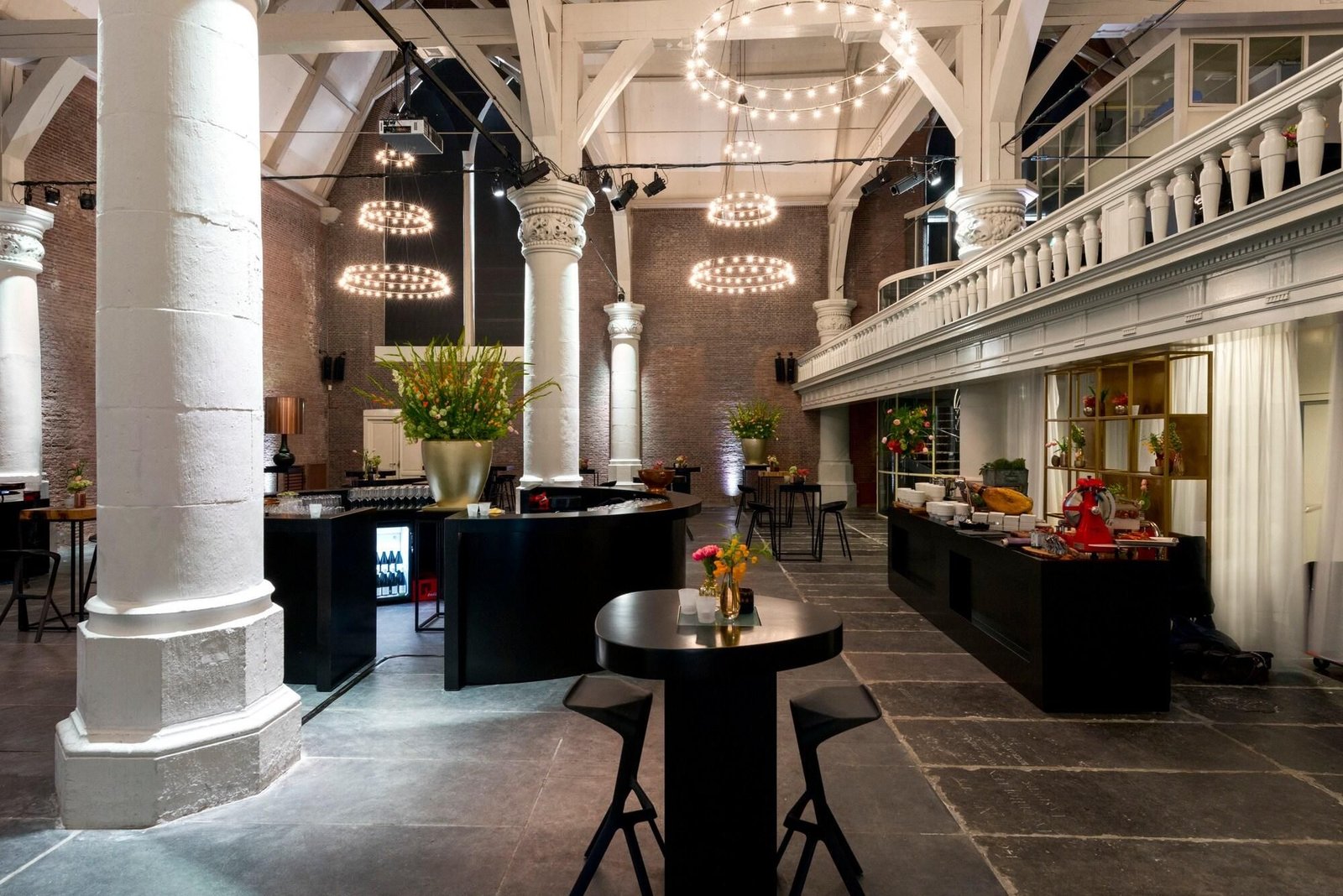 Hotel NH Collection Amsterdam Barbizon Palace — eat & drink