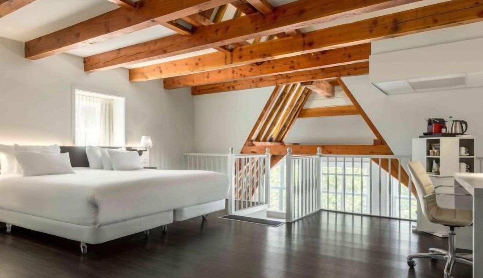 Hotel NH Collection Amsterdam Barbizon Palace — rooms