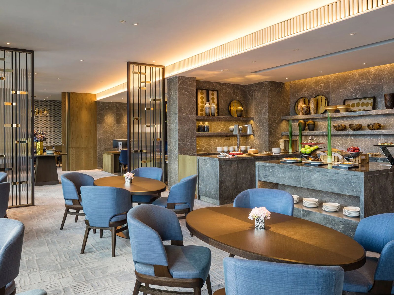 Hyatt Centric Victoria Harbour Hong Kong — eat & drink
