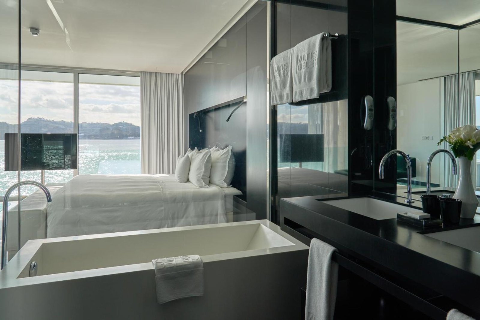 Altis Belém Hotel & Spa — rooms