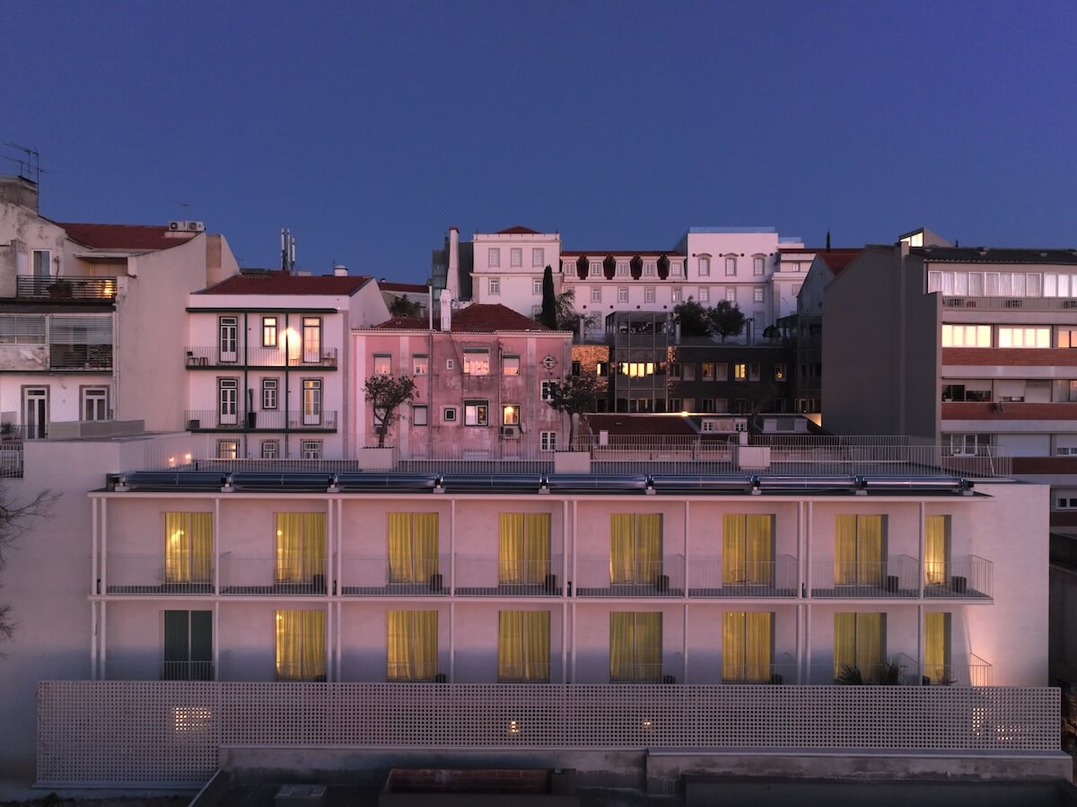 Hotel Pátio do Tijolo — backstory