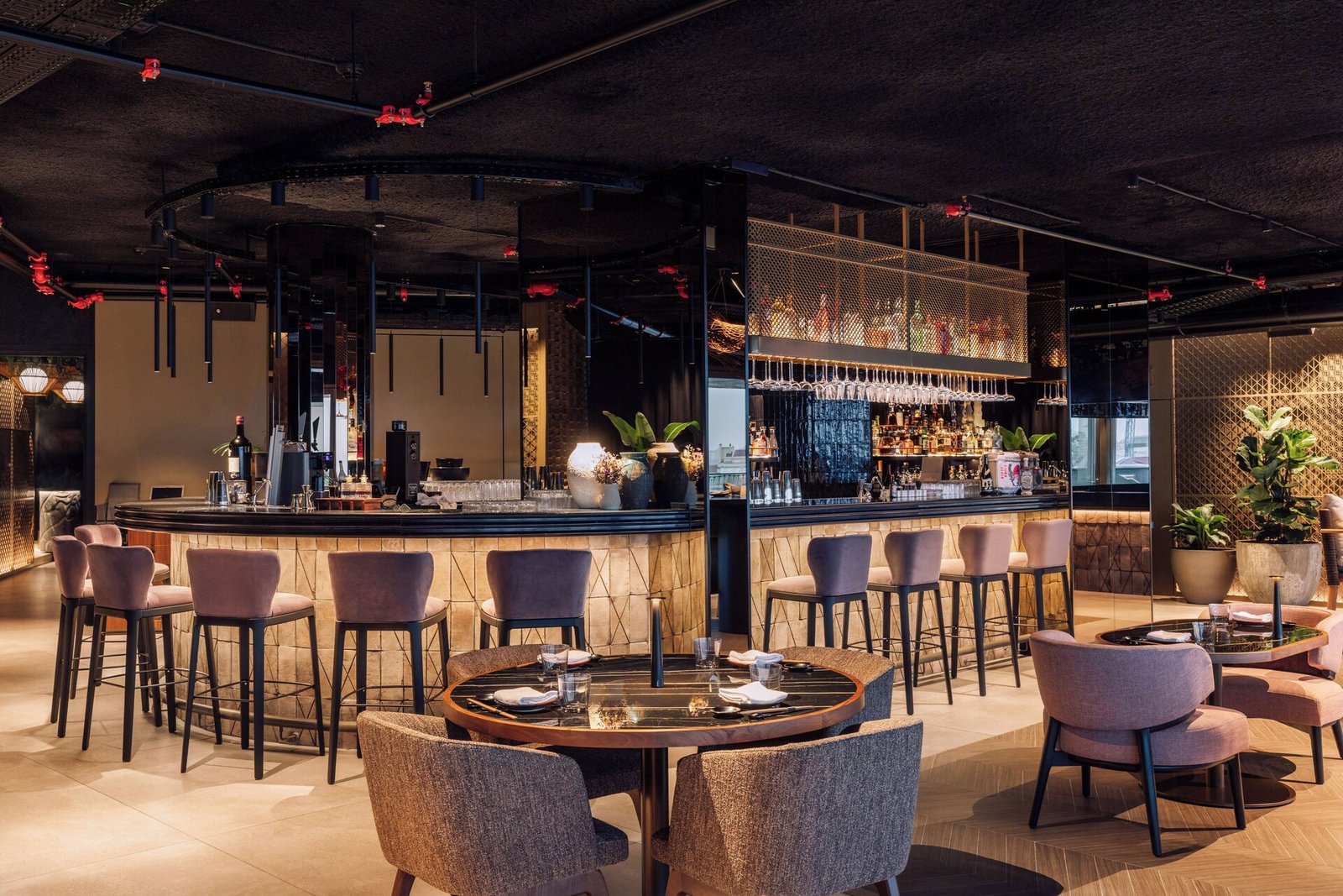 ME Lisbon — eat & drink
