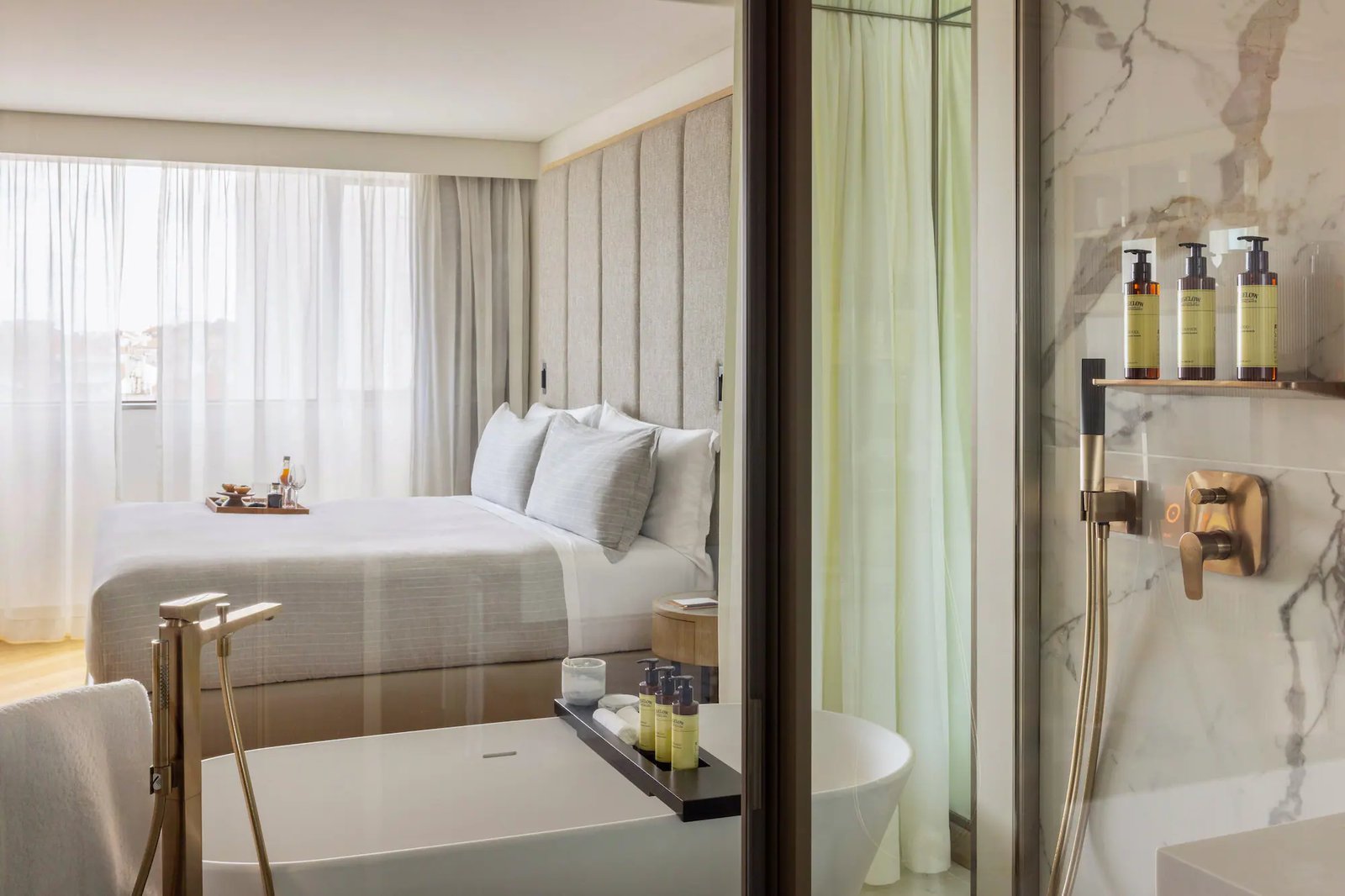 ME Lisbon — rooms
