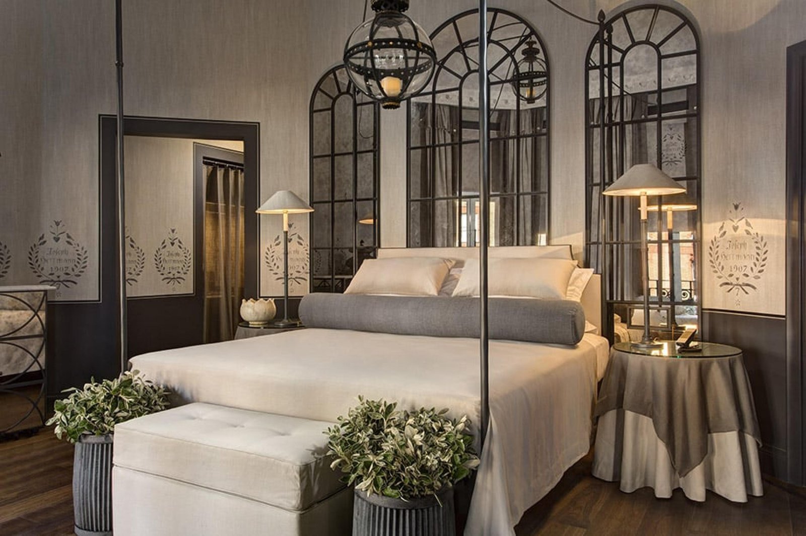 The Franklin — rooms