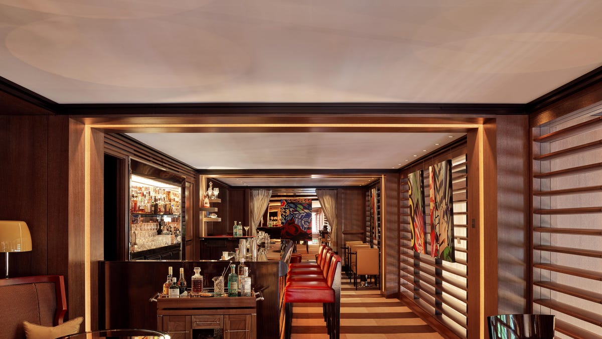 45 Park Lane — eat & drink