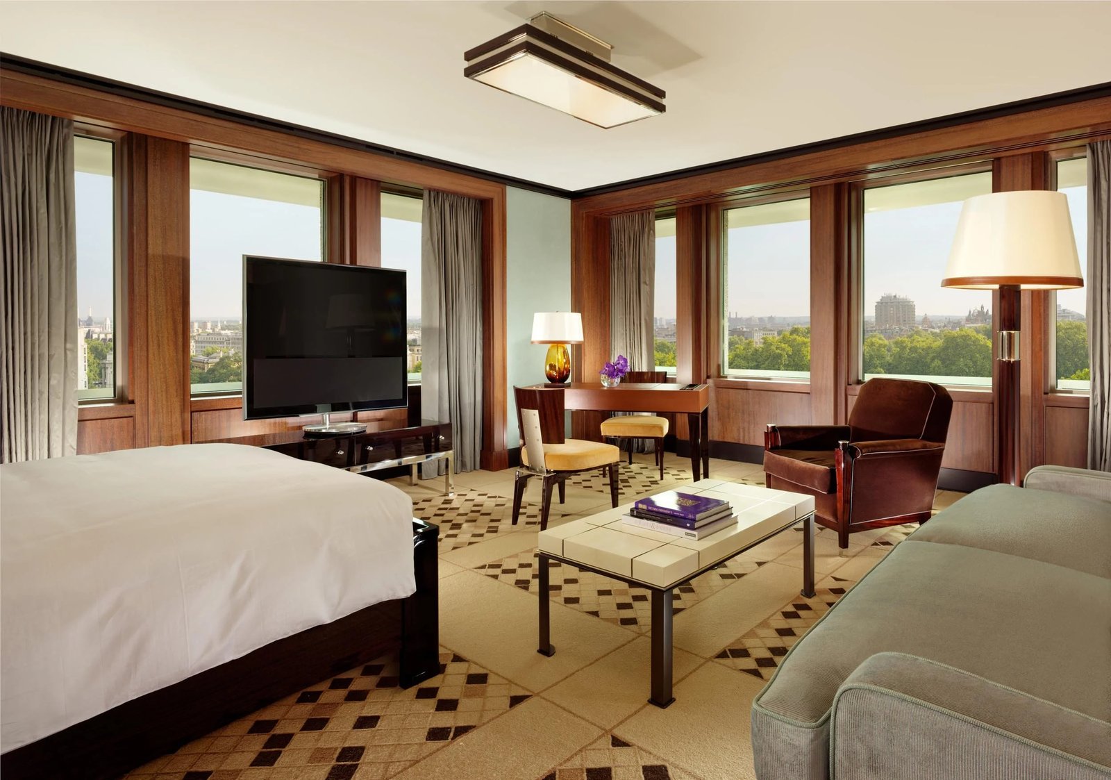 45 Park Lane — rooms
