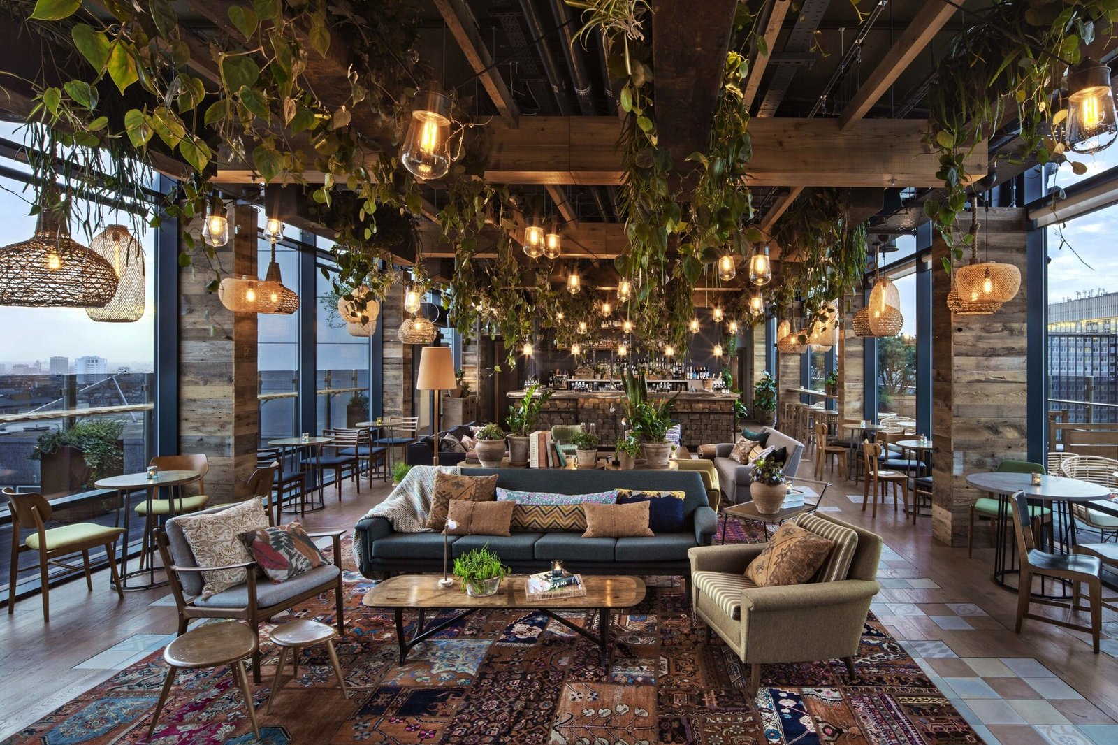 Treehouse Hotel London, the nest