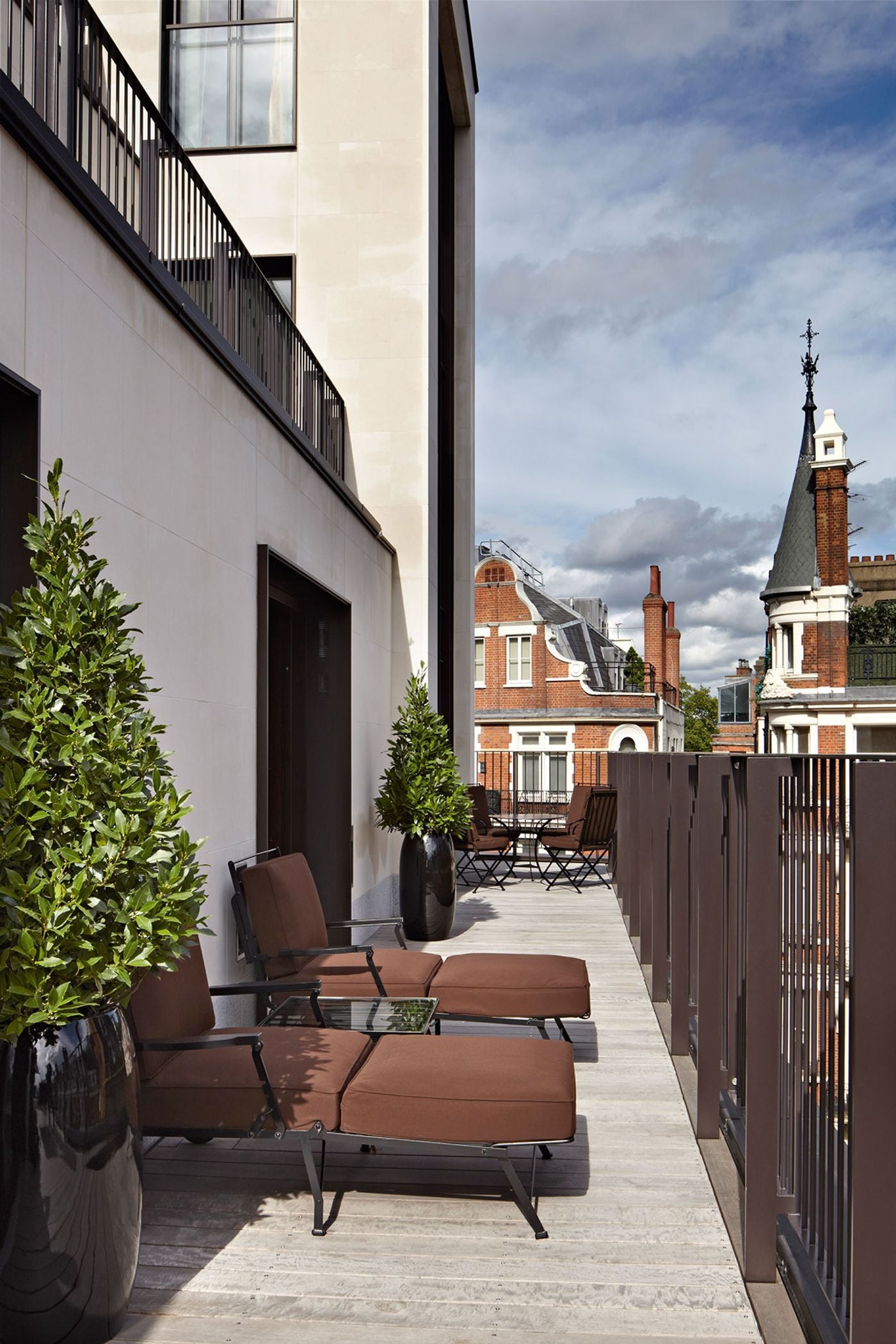 Bvlgari Hotel London — vibe