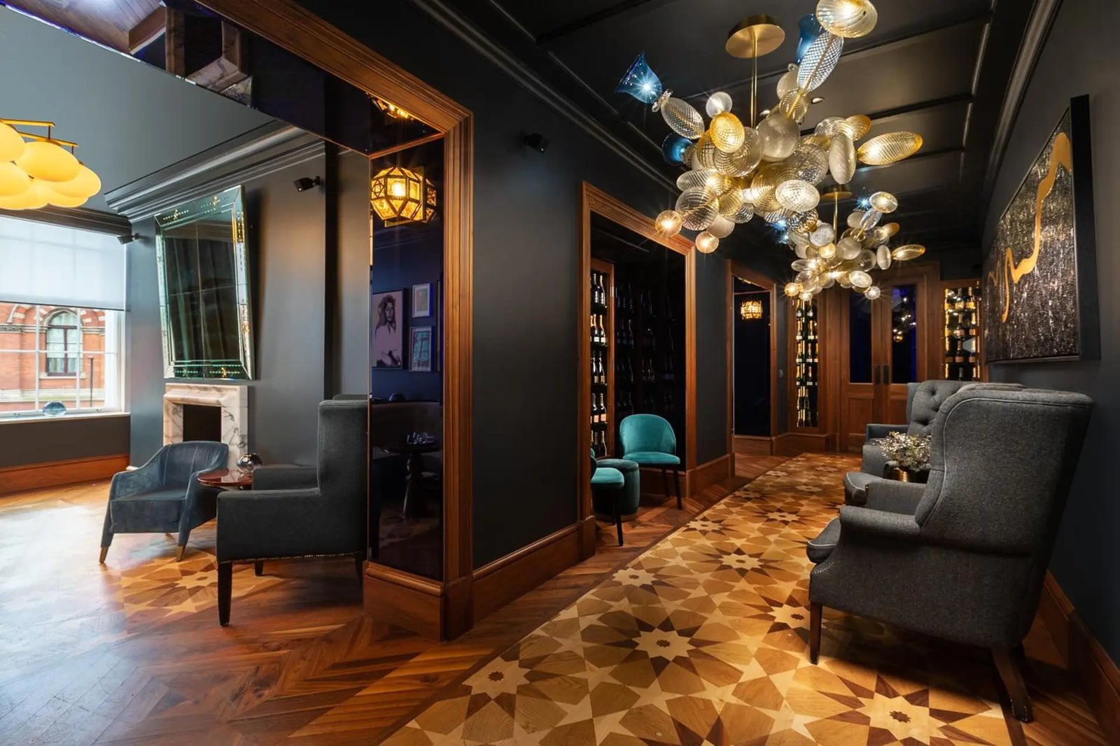 Kaya Great Northern Hotel — eat & drink