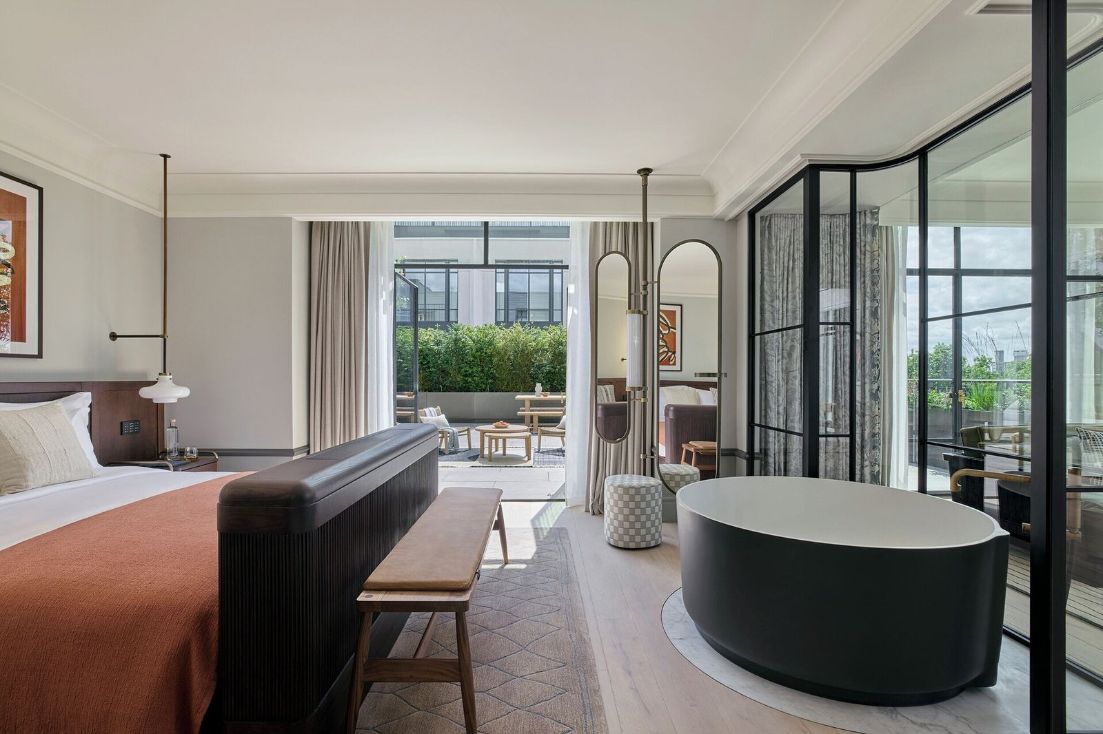 Six Senses London — rooms