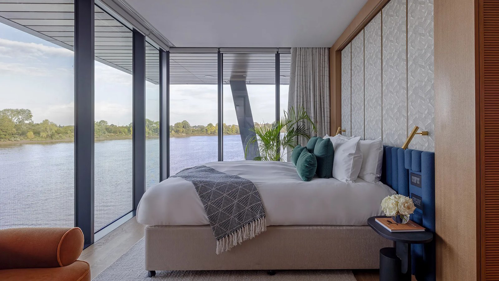 Fulham Pier Hotel — rooms