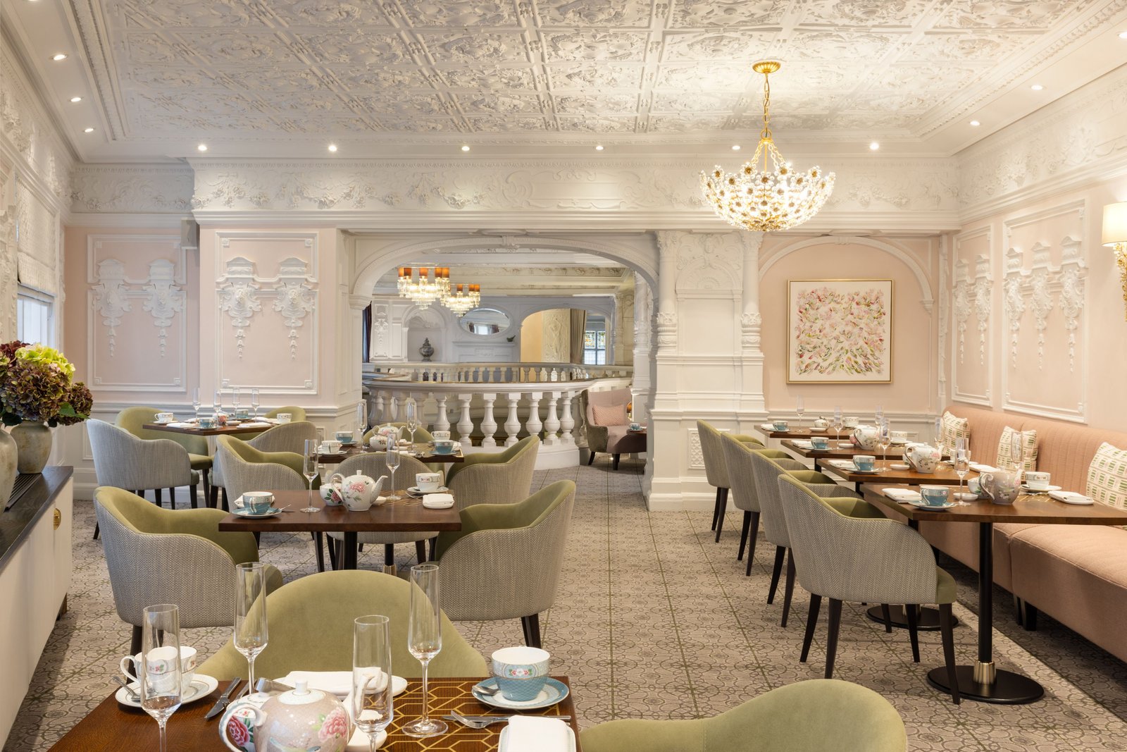 St. Ermin's Hotel, Autograph Collection — eat & drink