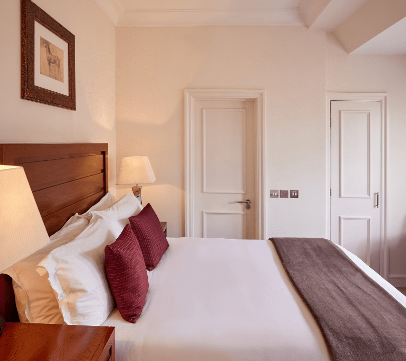 The Royal Horseguards Hotel — rooms