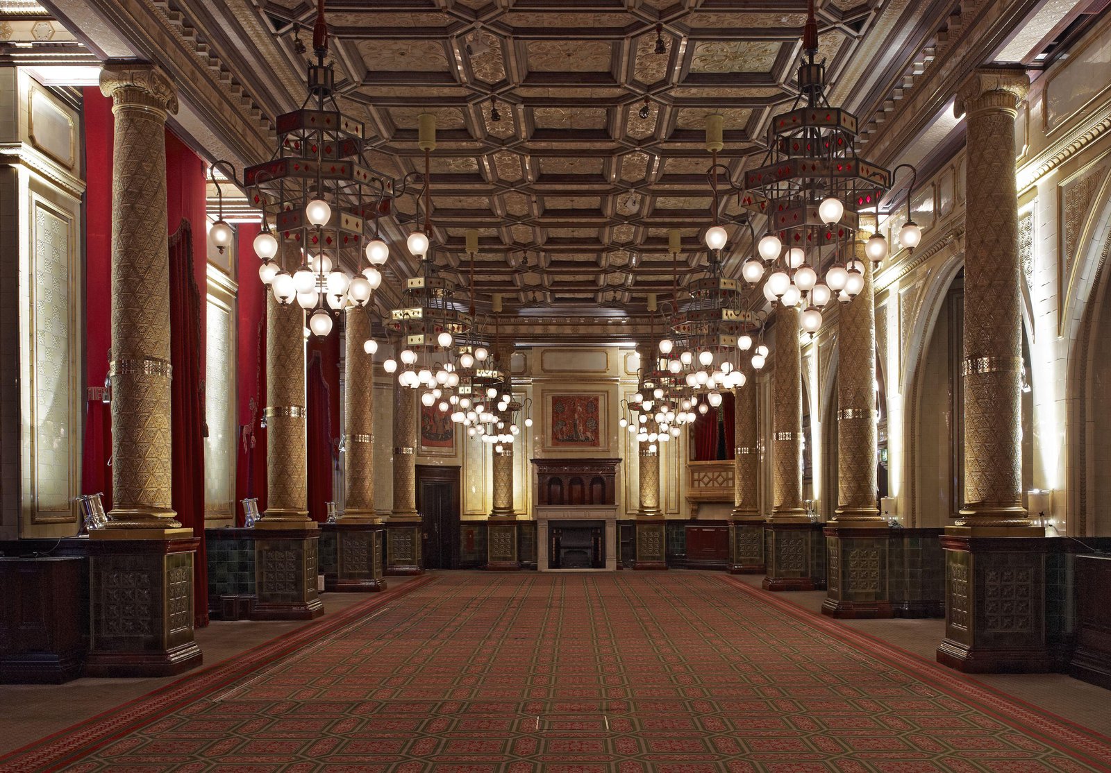 The Royal Horseguards Hotel — vibe