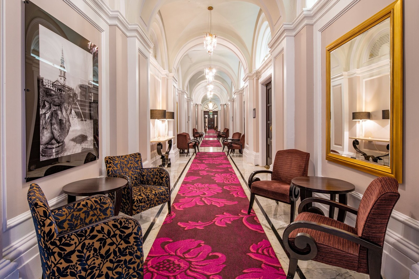 The Clermont London, Charing Cross Hotel — vibe