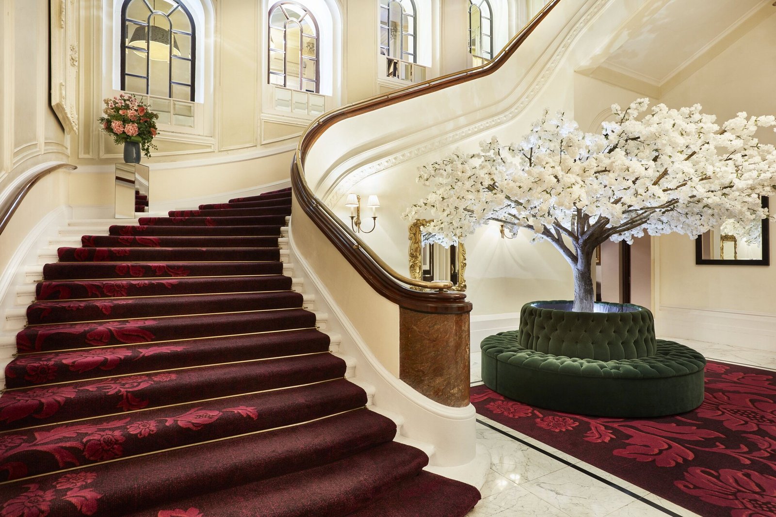 The Clermont London, Charing Cross Hotel — vibe