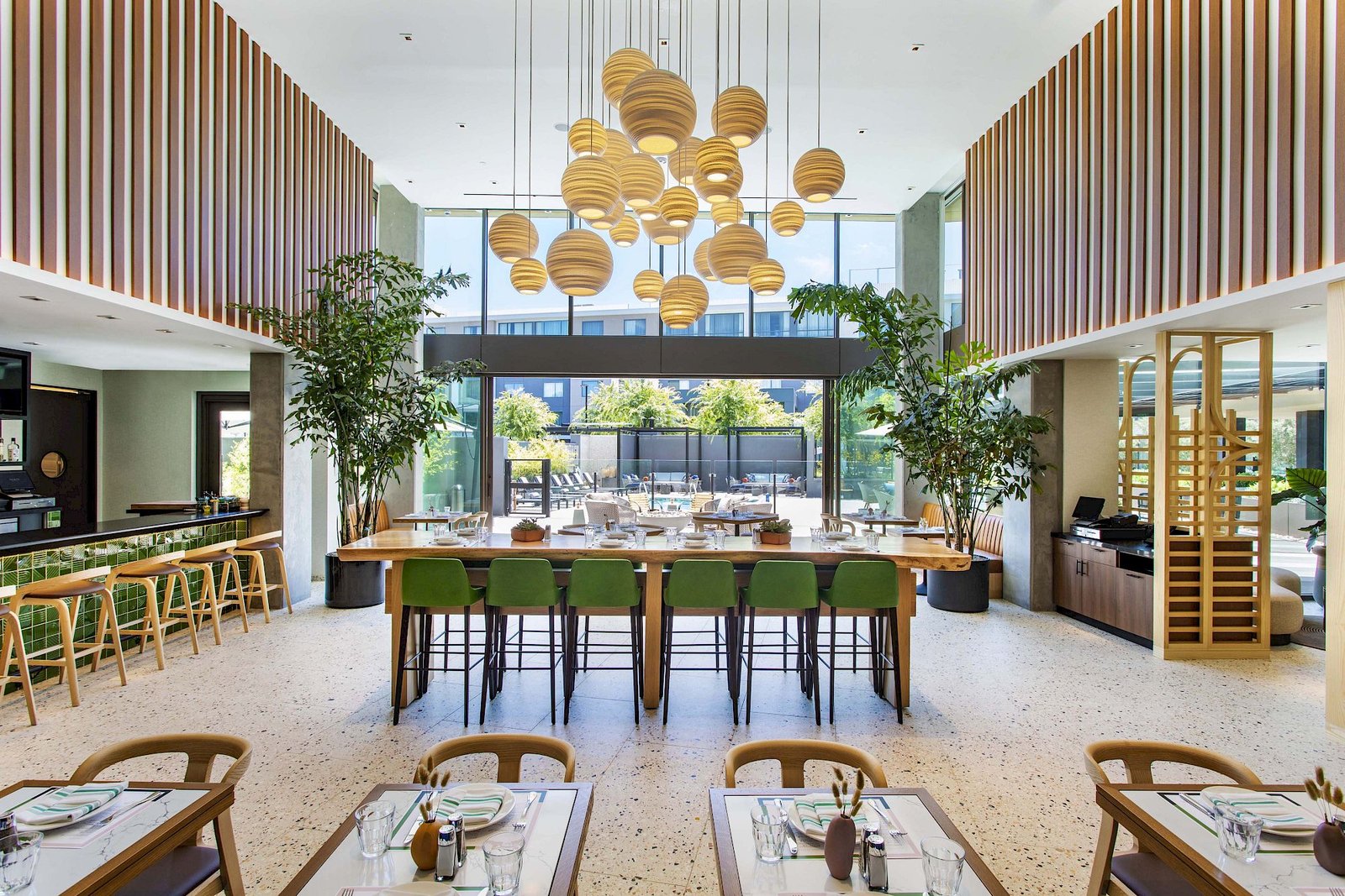 Hotel Citrine, wild onion bistro & bar