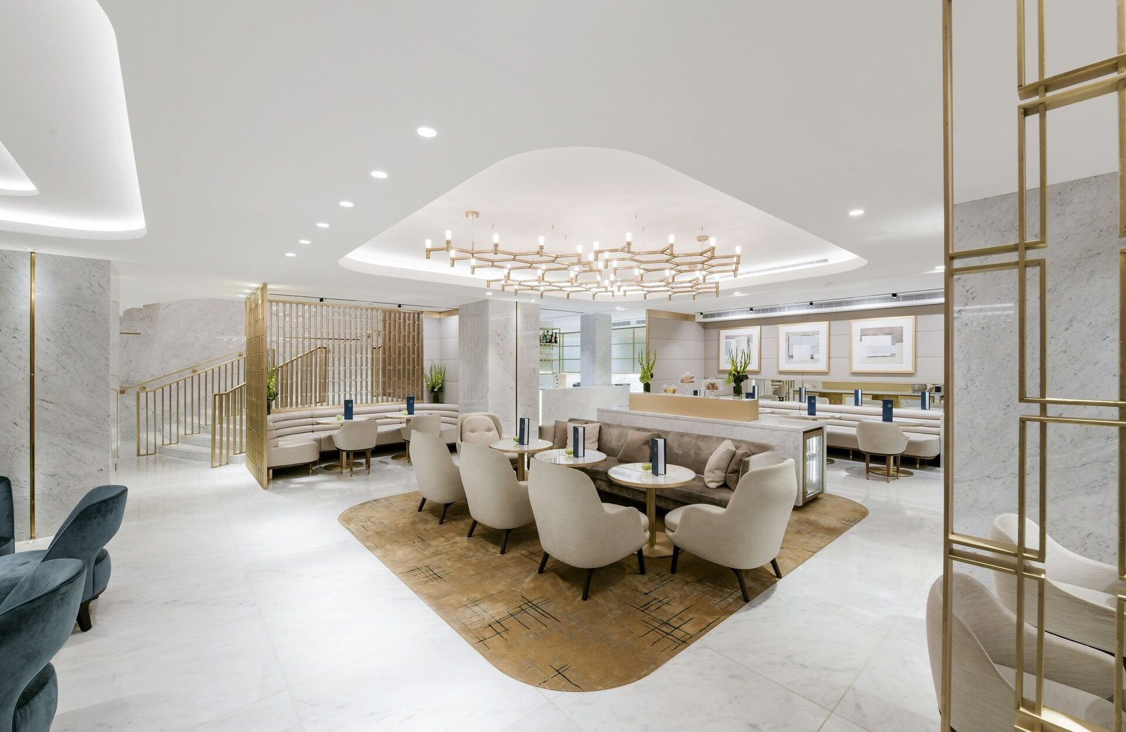 Royal Lancaster London — vibe