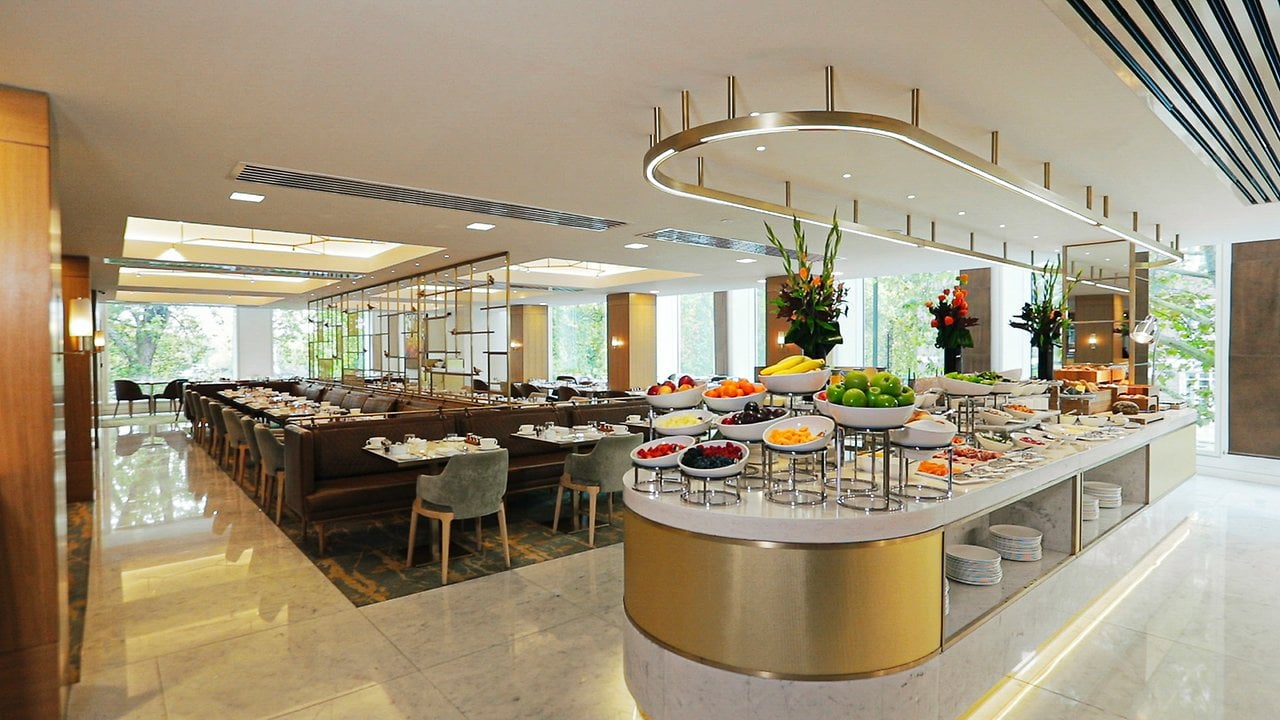 Royal Lancaster London — eat & drink