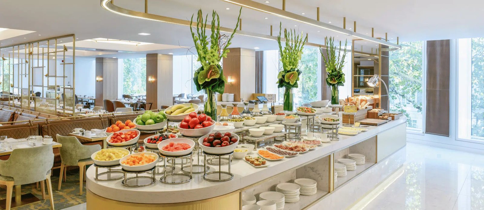 Royal Lancaster London — eat & drink