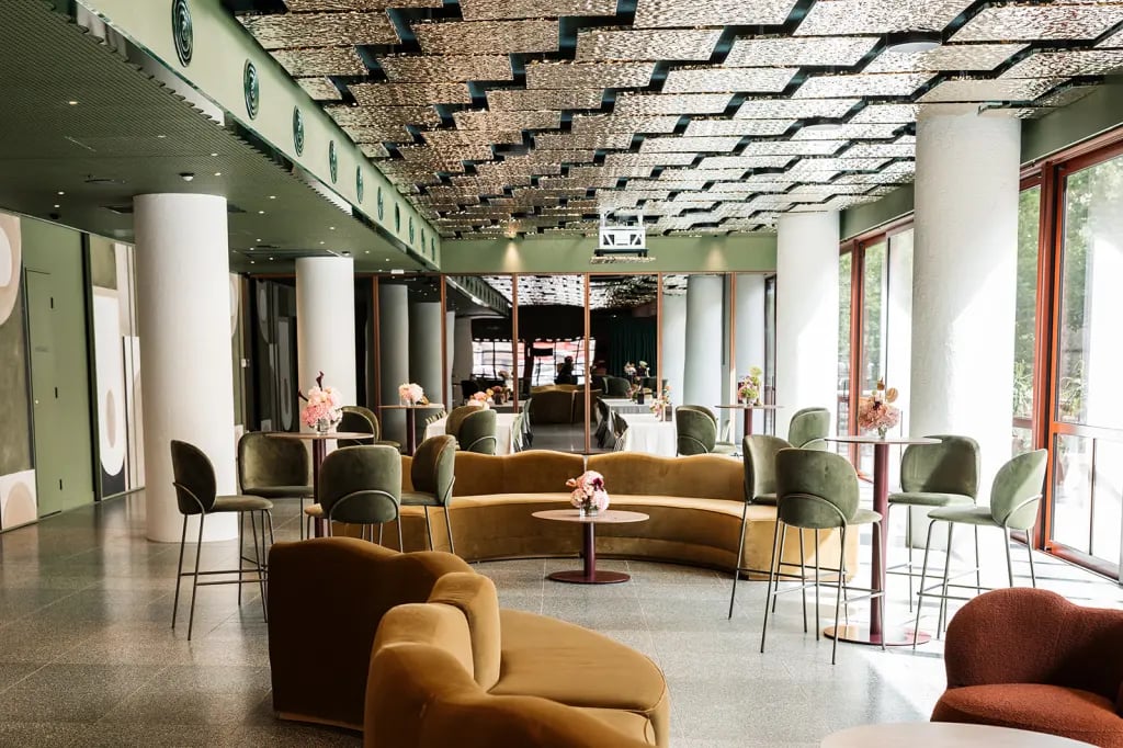 Hyde Melbourne Place — eat & drink