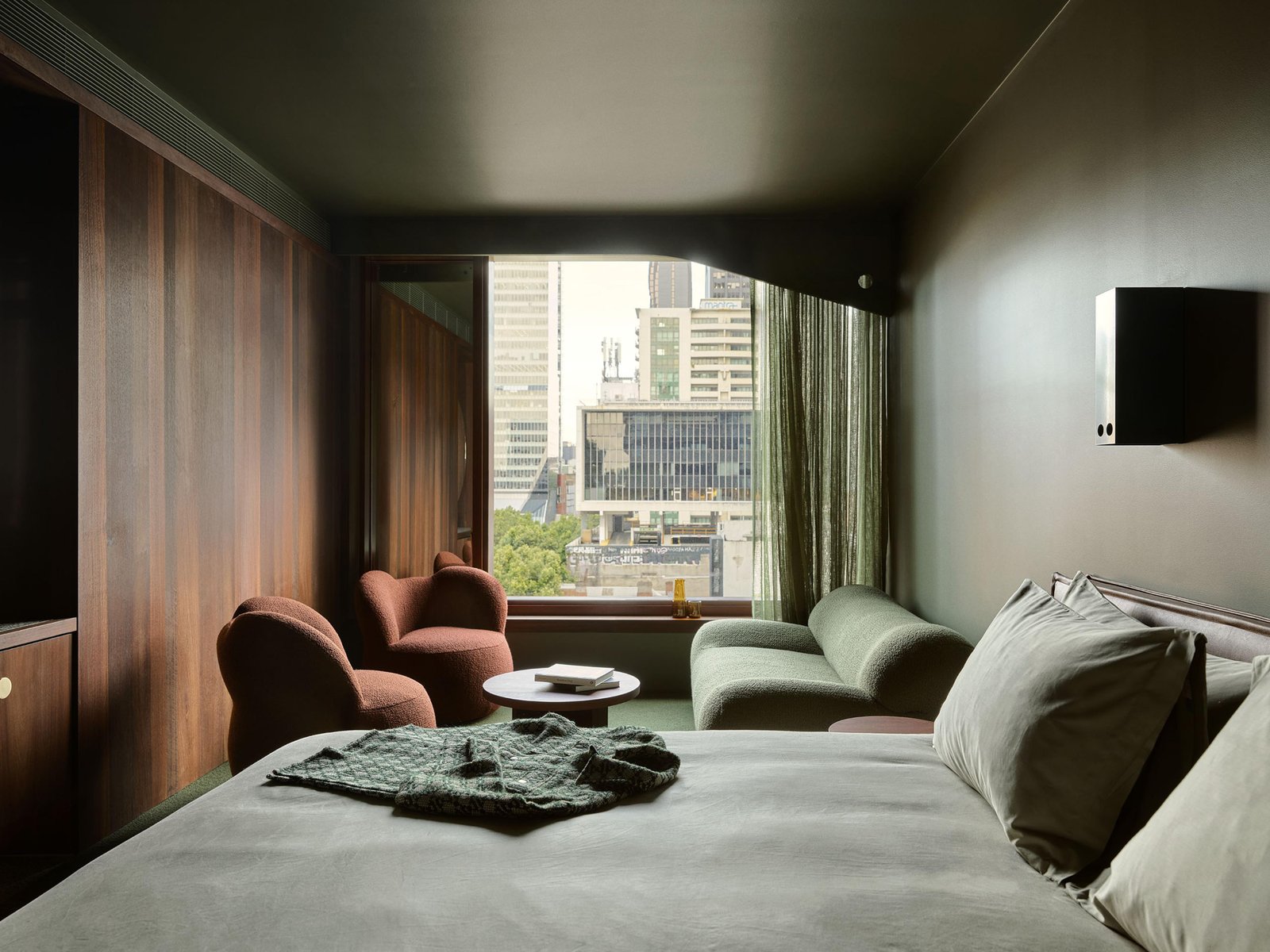 Hyde Melbourne Place — rooms