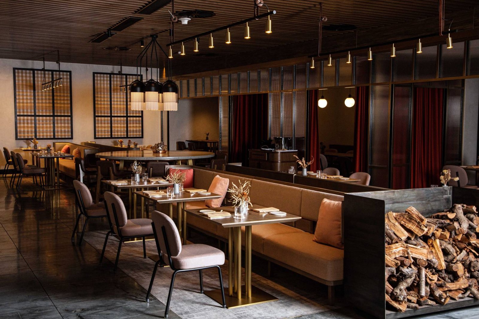 Hotel Chadstone Melbourne — eat & drink