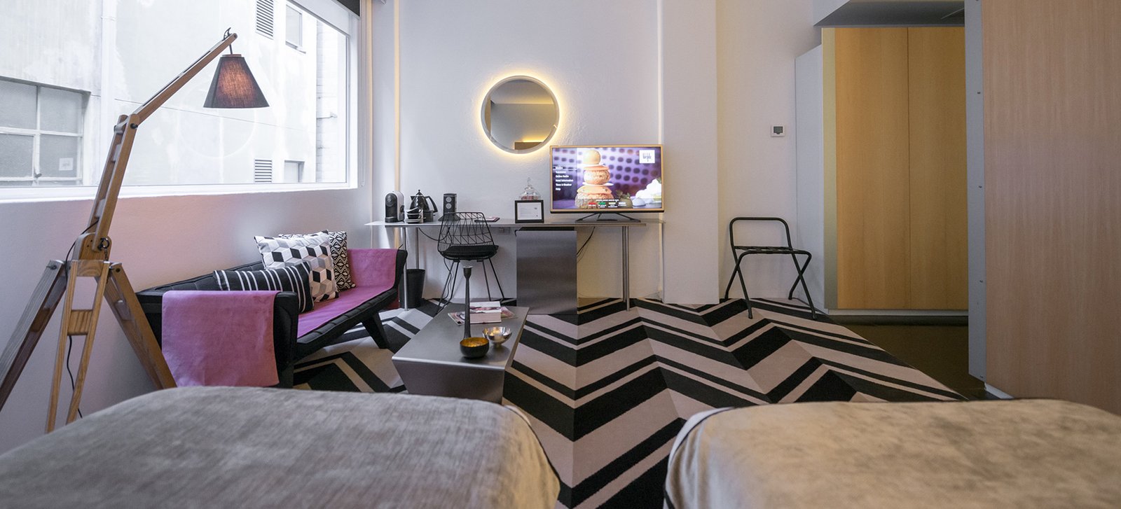 Adelphi Hotel — rooms