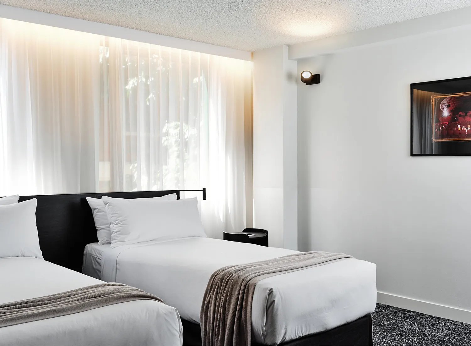 Lancemore Crossley St. — rooms