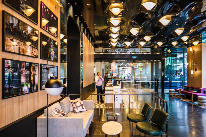 Mövenpick Hotel Melbourne On Spencer — vibe