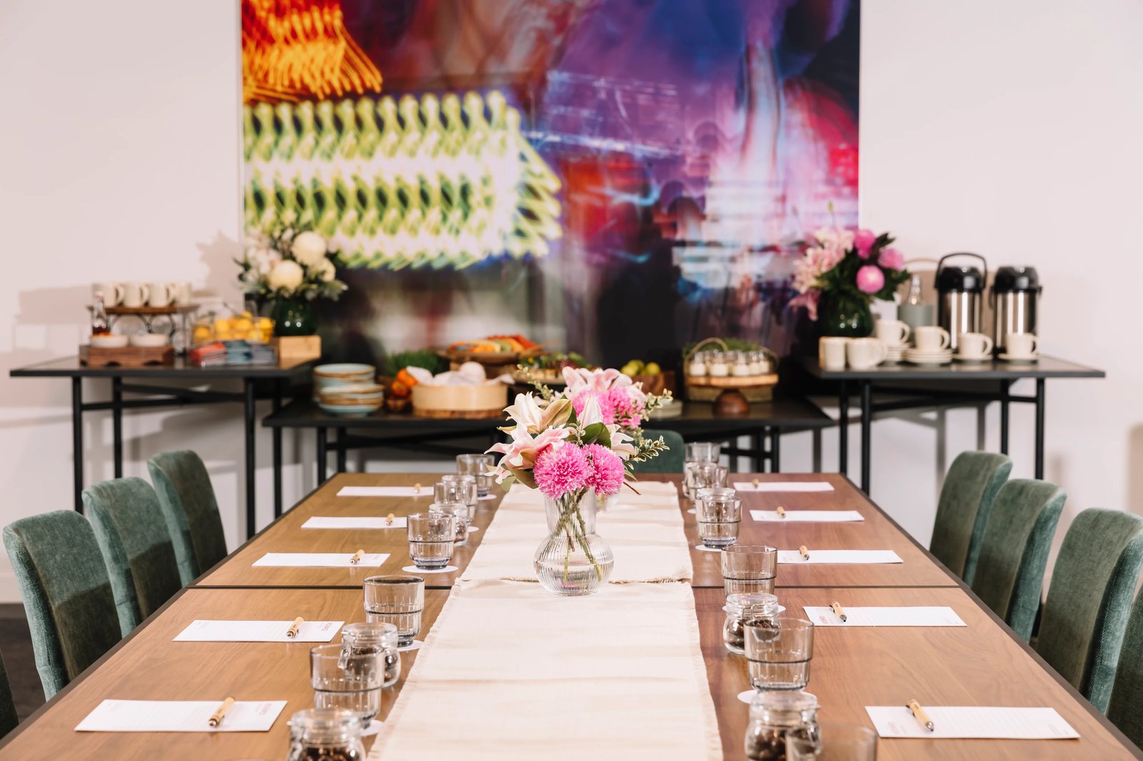 Mövenpick Hotel Melbourne On Spencer — eat & drink