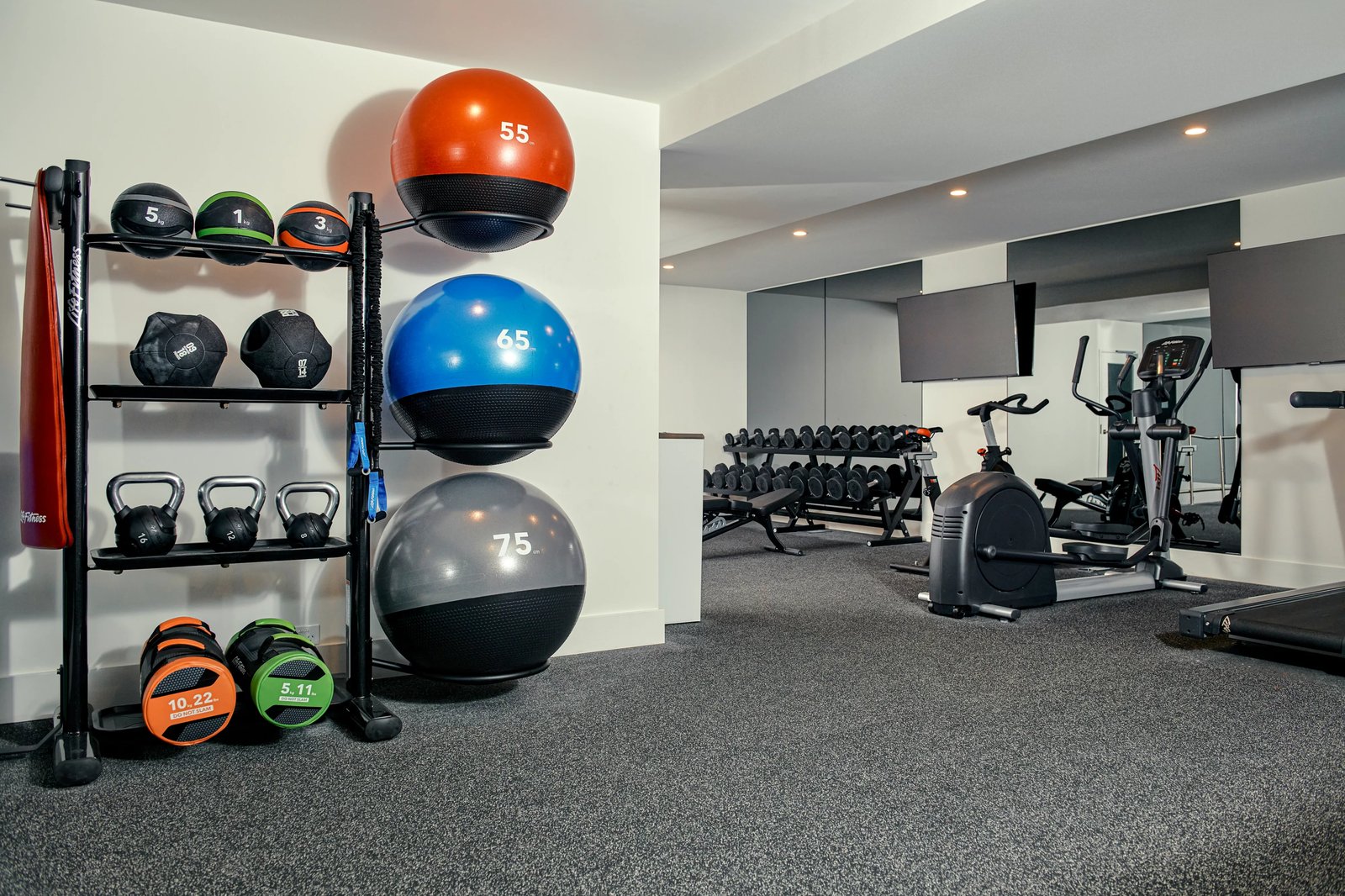 Mövenpick Hotel Melbourne On Spencer — wellness