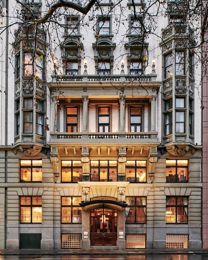 Rendezvous Hotel Melbourne — backstory
