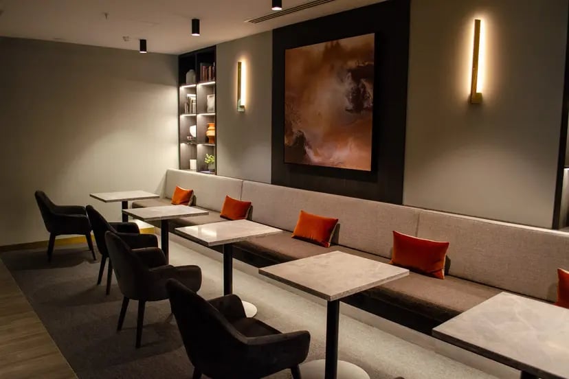 Melbourne Marriott Hotel — eat & drink