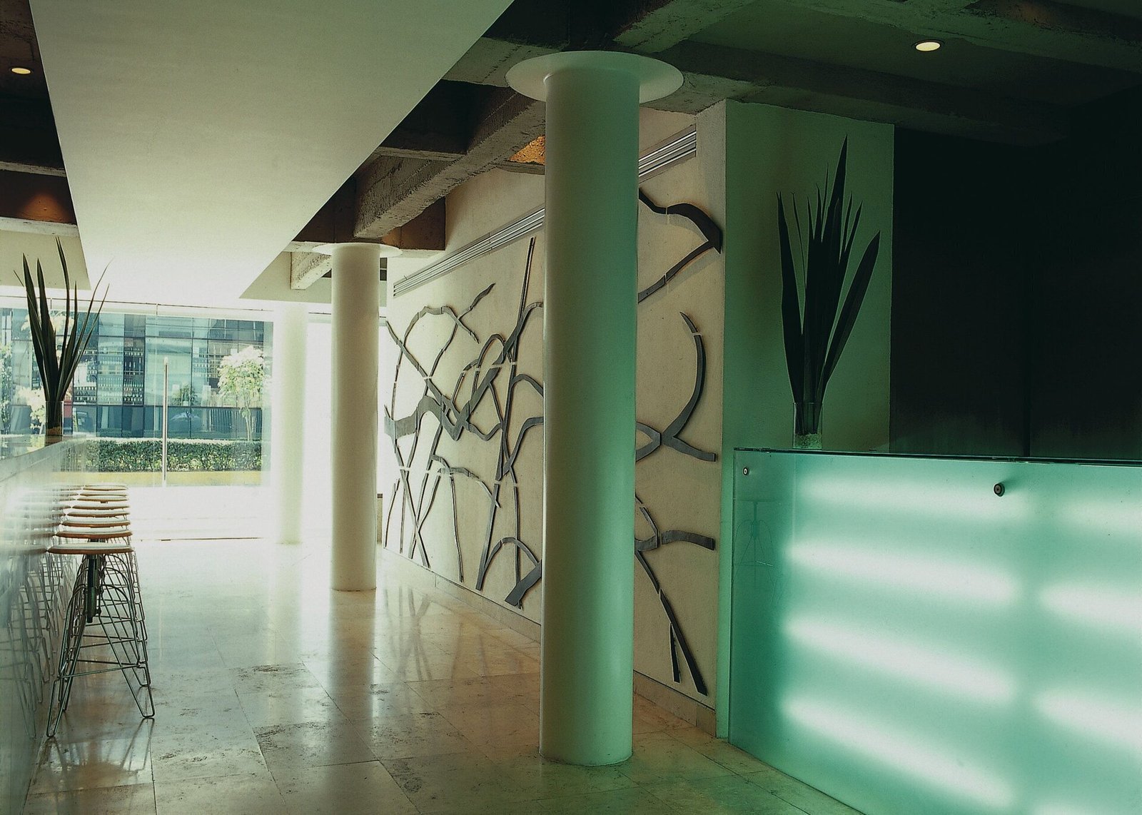 Habita Hotel — vibe
