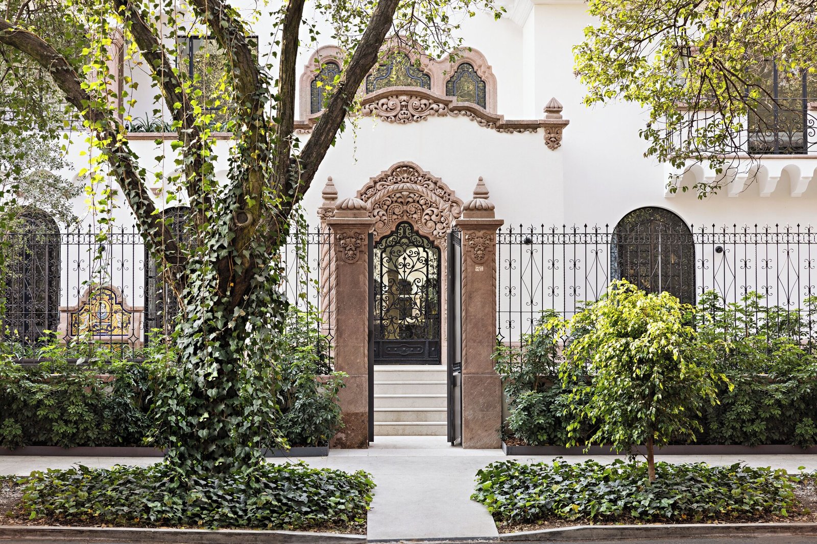Casa Polanco — backstory
