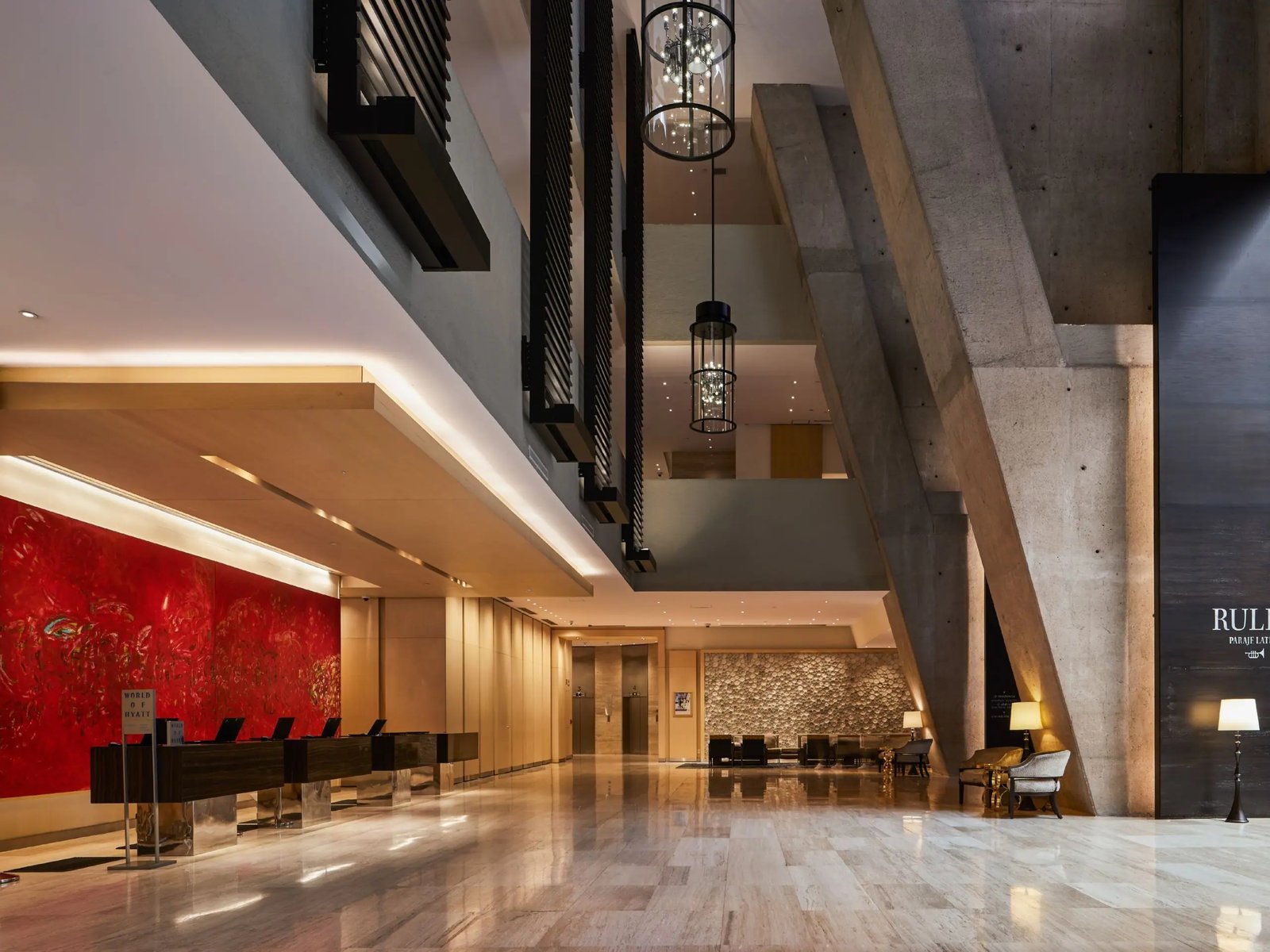 Hyatt Regency Mexico City — vibe