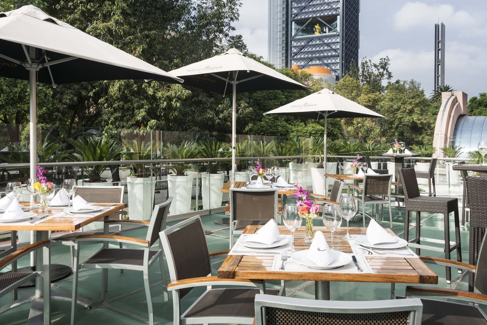 Marquis Reforma — eat & drink