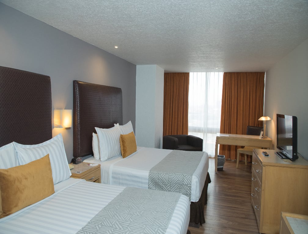 Hotel Sevilla Palace — rooms