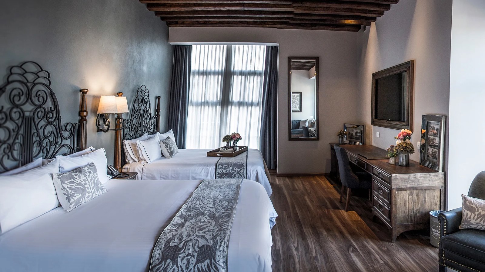 Zócalo Central Hotel — rooms